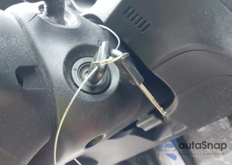 2009 Honda Fit z USA, uszkodzony, nr VIN JHMGE88289C006532